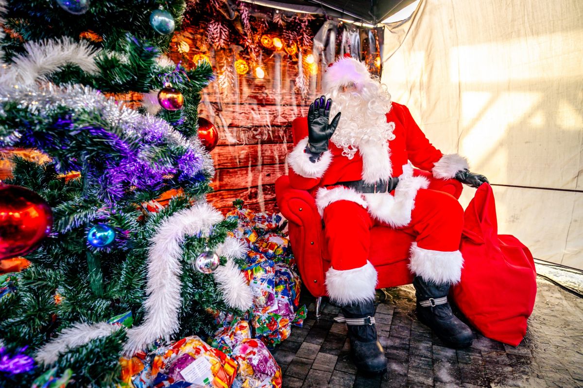 ZAPRASZAMY NA JARMARK BOŻONARODZENIOWY !!!