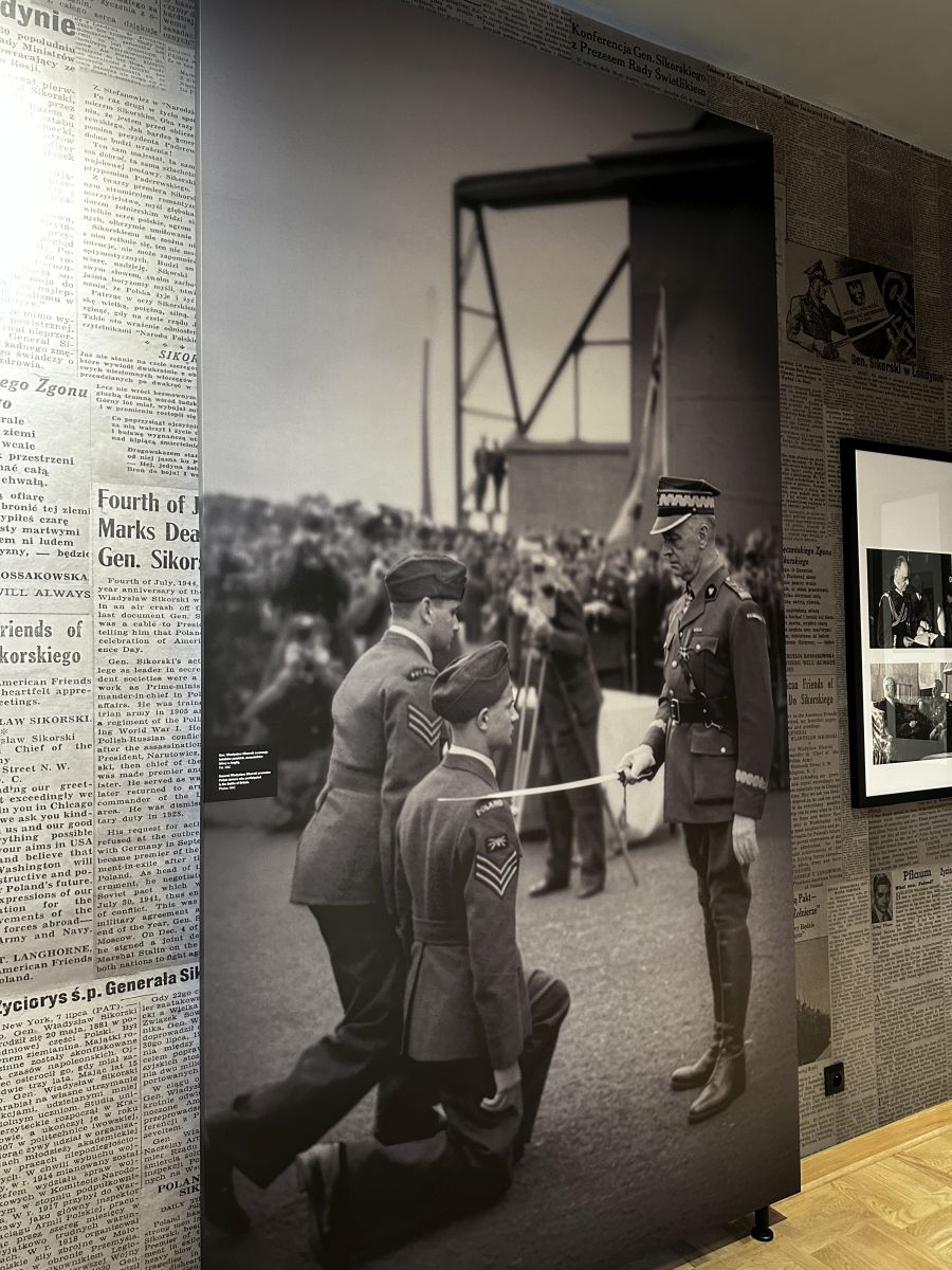 DWOREK SIKORSKIEGO W HYŻNEM ODZYSKUJE DAWNY BLASK